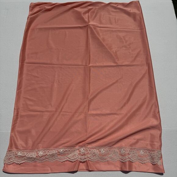 VTG Satin MCM Lace Trim Set Of 2 Coral Pillow Case 21" x 29" Glam Style *Read - Picture 3 of 7